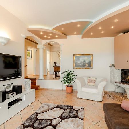 Villa Katarina Labin  Eksteriør billede